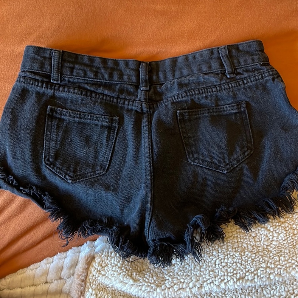 Size medium shein black shorts